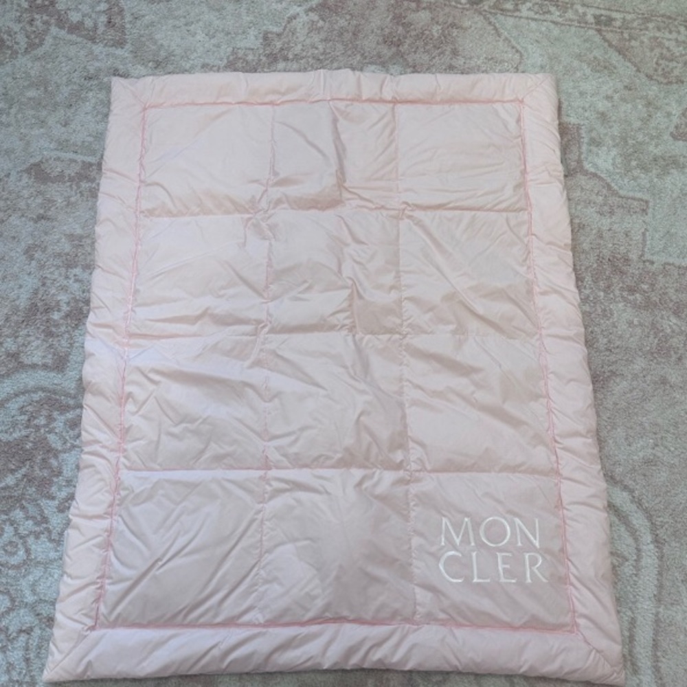 Moncler baby down blanket